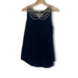 Leifnotes Macramé Neckline Black Tank Top